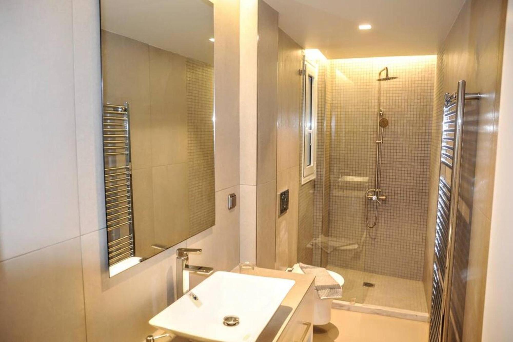 Luxurious Apartment In Acropolis Atenas Exterior foto