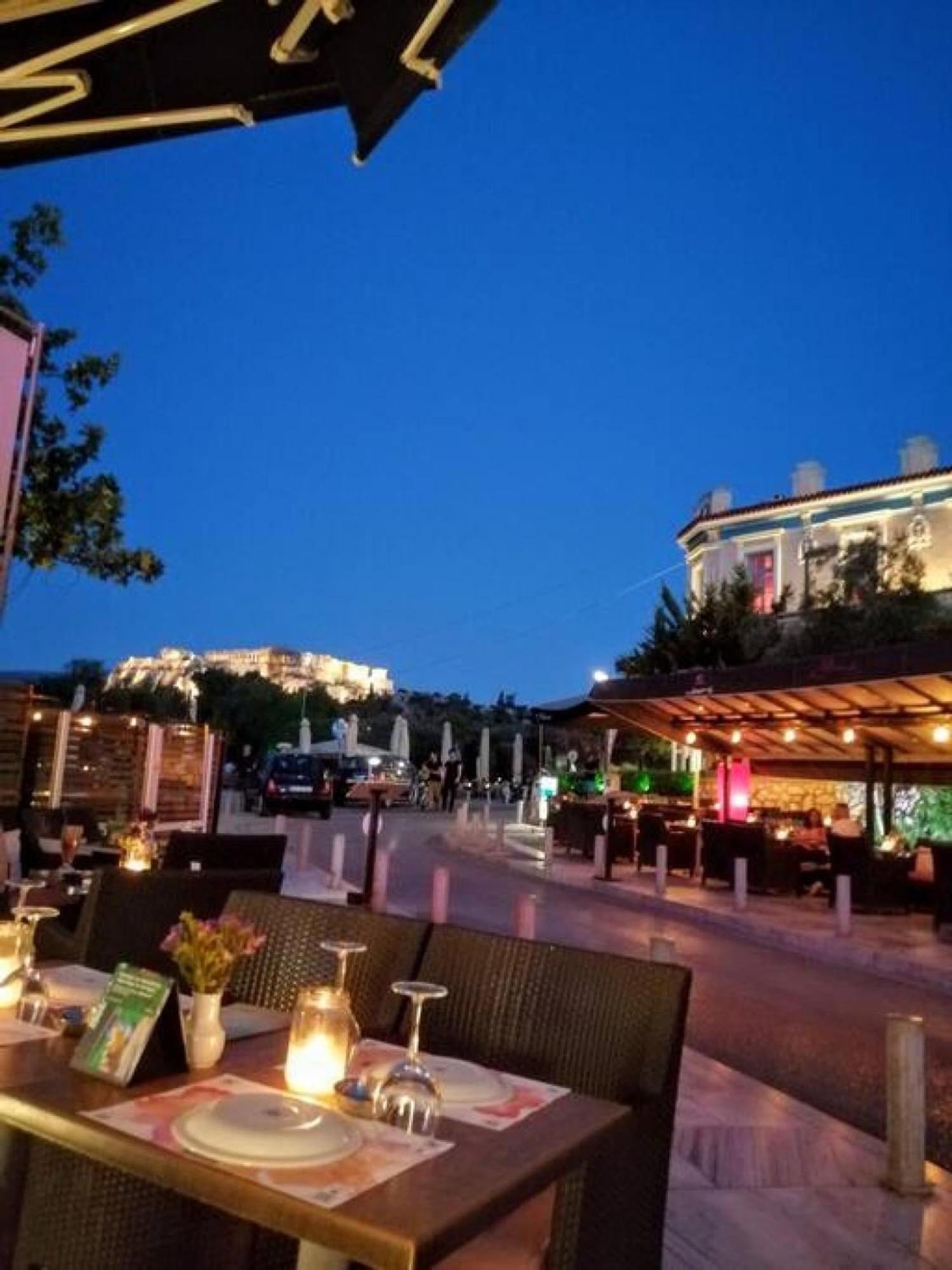 Luxurious Apartment In Acropolis Atenas Exterior foto